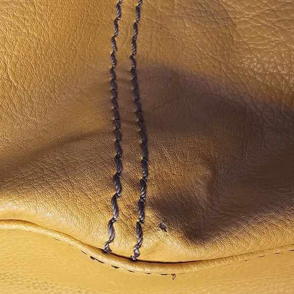 Relic Women's Yellow Faux Leather Hobo Bag OS - Picture 11 of 16